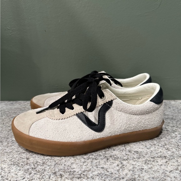 Vans sport low shoe marshmallow white (men’s 4.5 / women’s 6) worn once - Picture 4 of 10